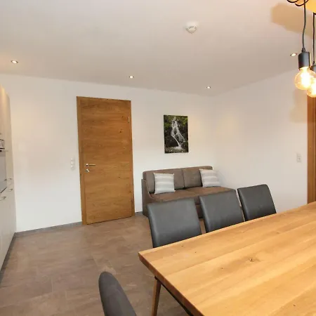 Luxurious Apartment In F Genberg With Sauna アパート