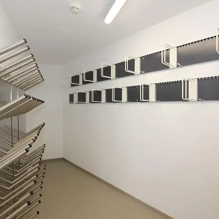 アパート Luxurious Apartment In F Genberg With Sauna